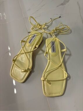 Steve Madden Pale Yellow Lace-Up Square Toe Sandals